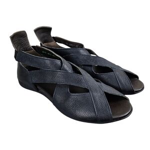 Think! Jaeh Strappy Sandals Black Size 41